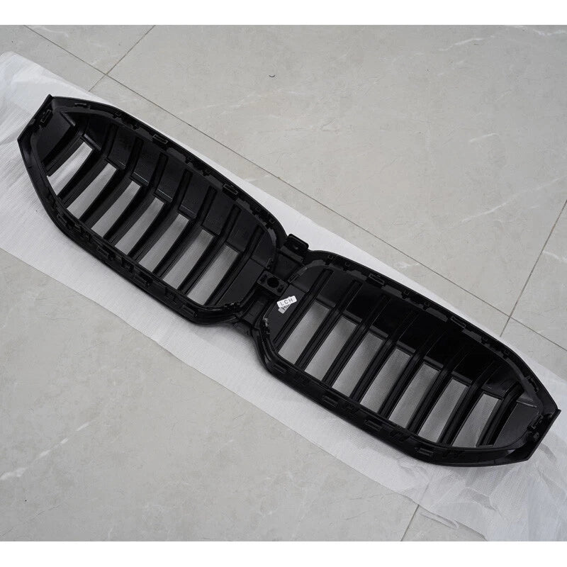 Gloss Black Front Kidney Grille for BMW G20 320i 330i M340i (2023-2024)