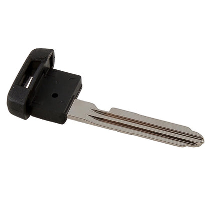 Emergency Key Blade Replacement for Mitsubishi Outlander
