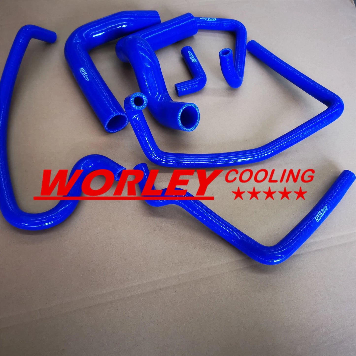 44mm Radiator & Shroud with Blue Hose for Commodore VL-VS (1986-1997)