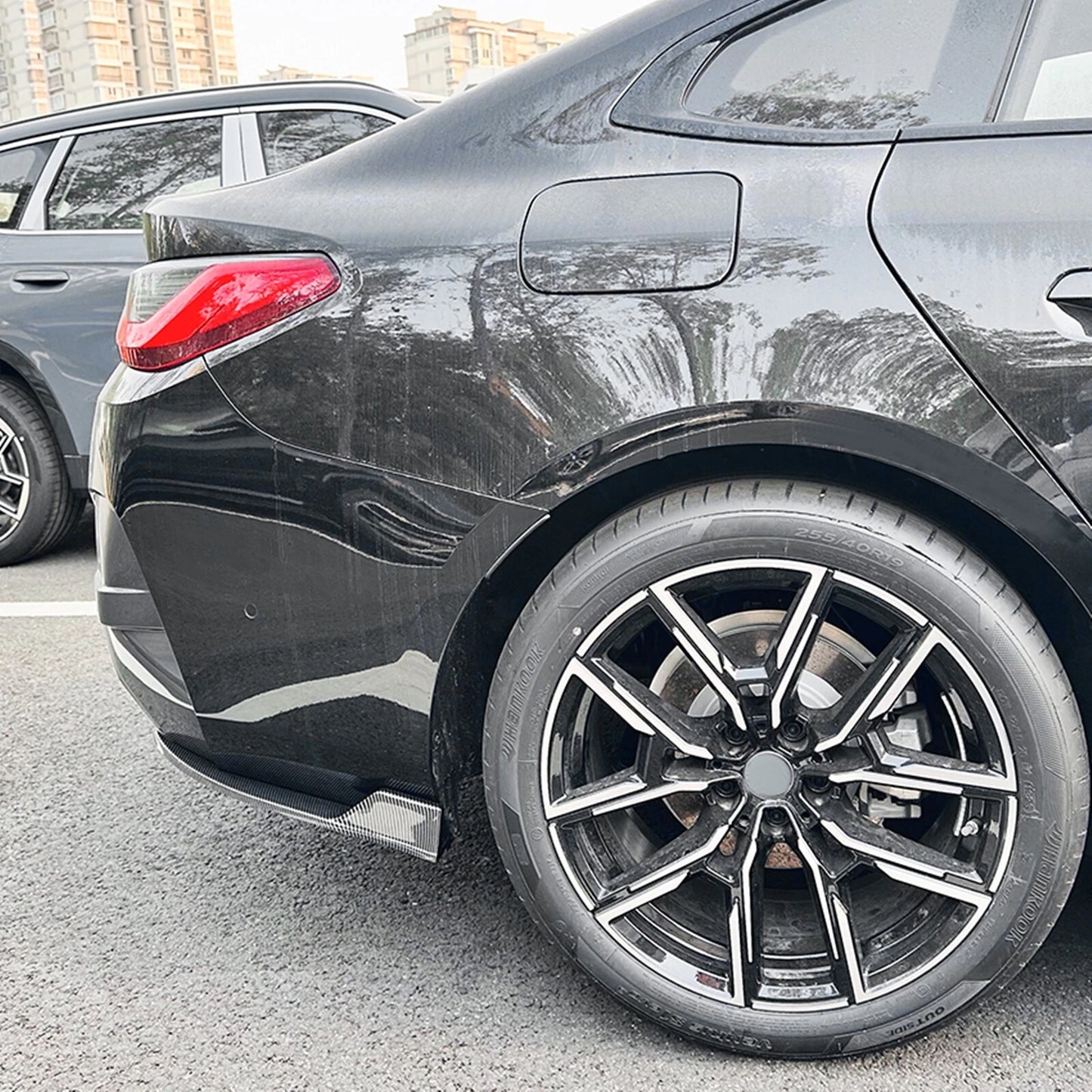 2 x Carbon Fiber Look Rear Side Corner Covers for BMW G22 G23 G26 (20-24)