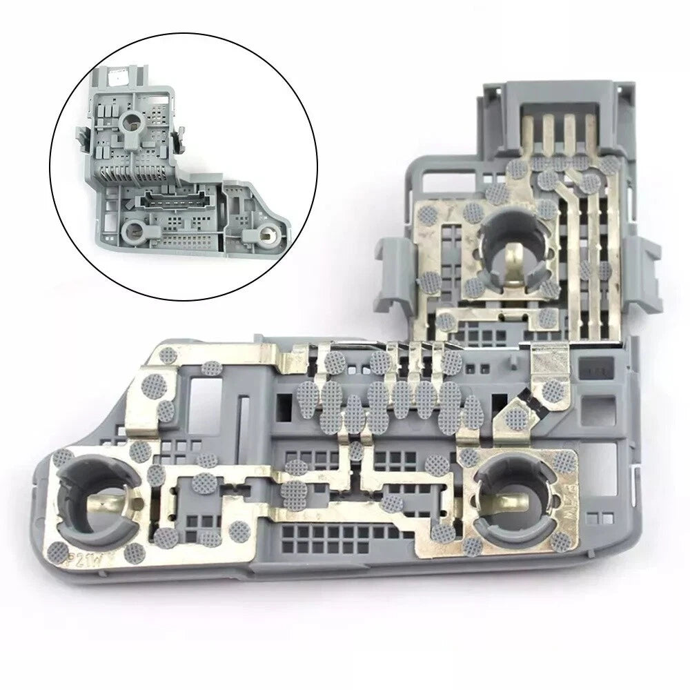 Rear Right Tail Light Bulb Holder for Mercedes-Benz C-Class (2012-2014)