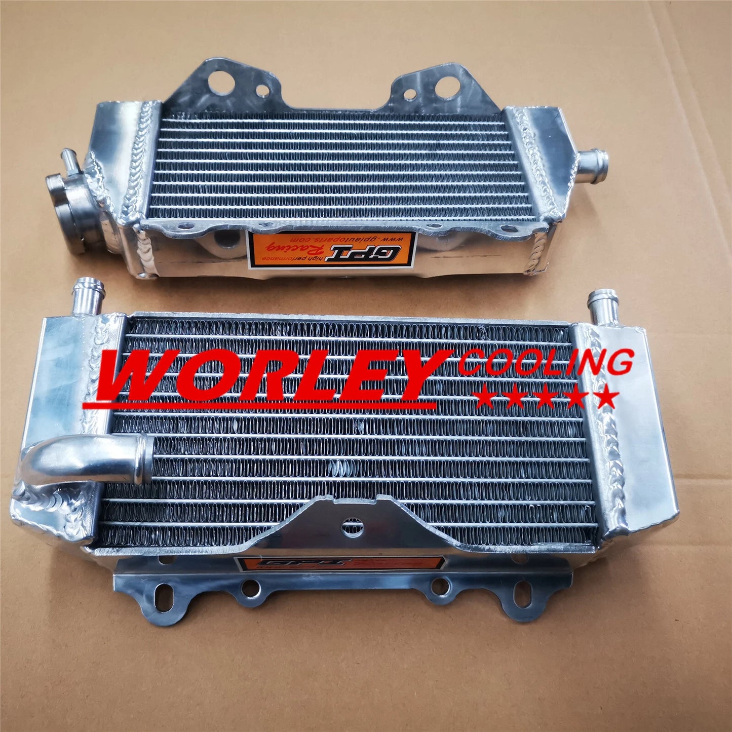 Aluminum Radiator for Kawasaki KX125 (2003-2005) + Hose, Red