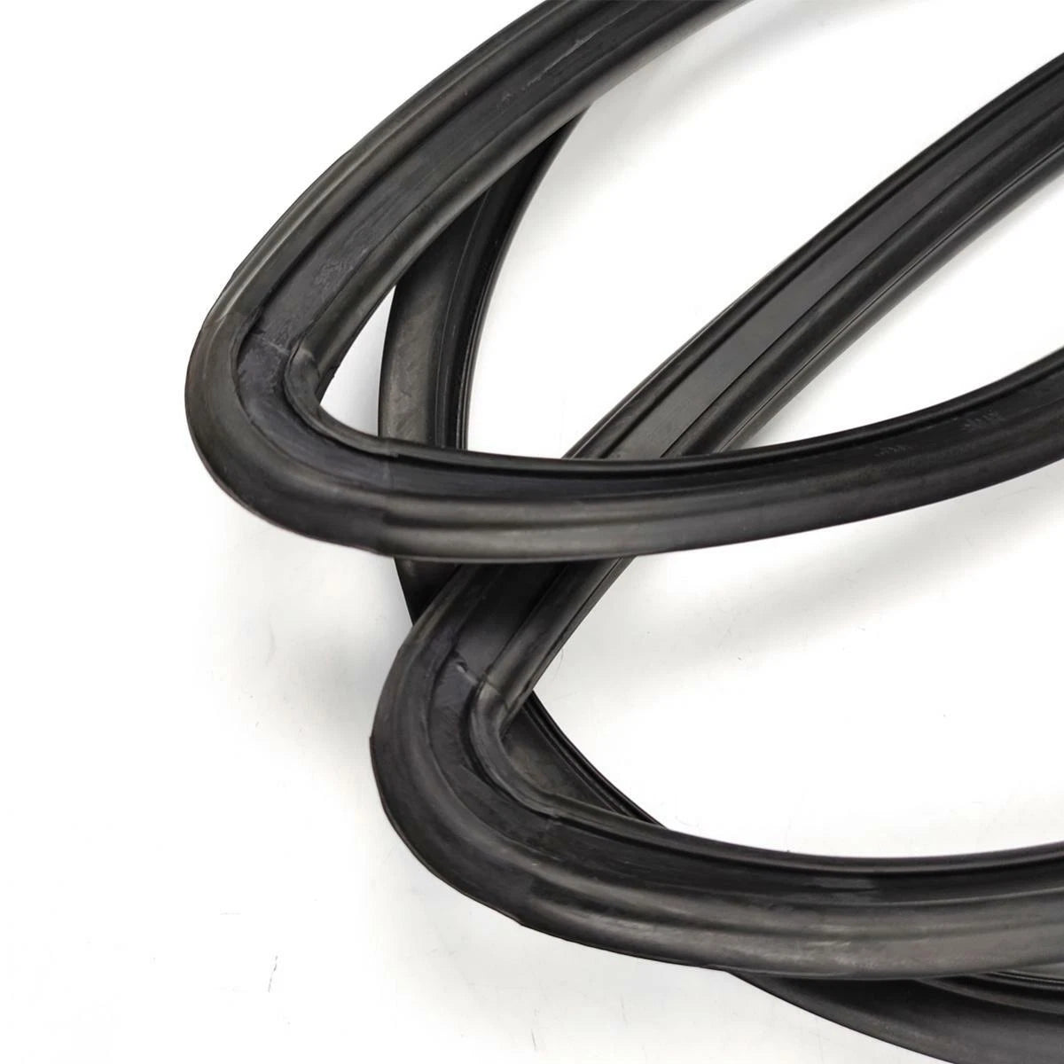 Windshield Rubber Seal Weatherstrip Front Fits Datsun Sunny B210 120Y 4D Sedan