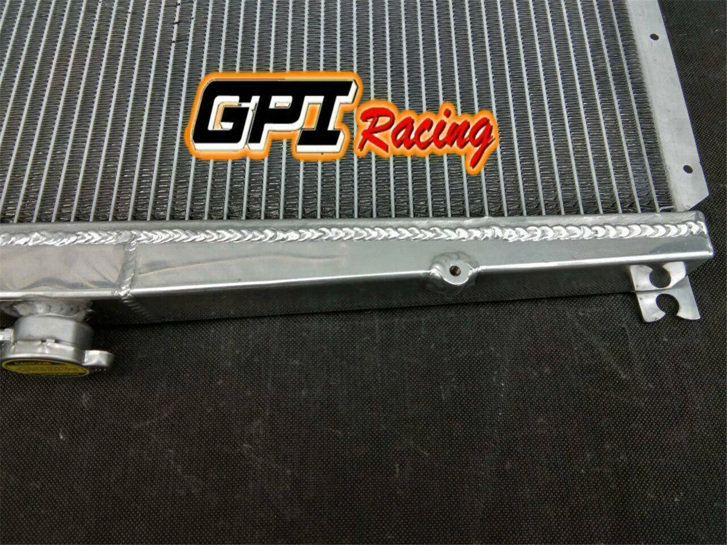 Aluminum Radiator & Fans for Nissan D21 Pathfinder Pickup 2.4/3.0 (1986-1997)