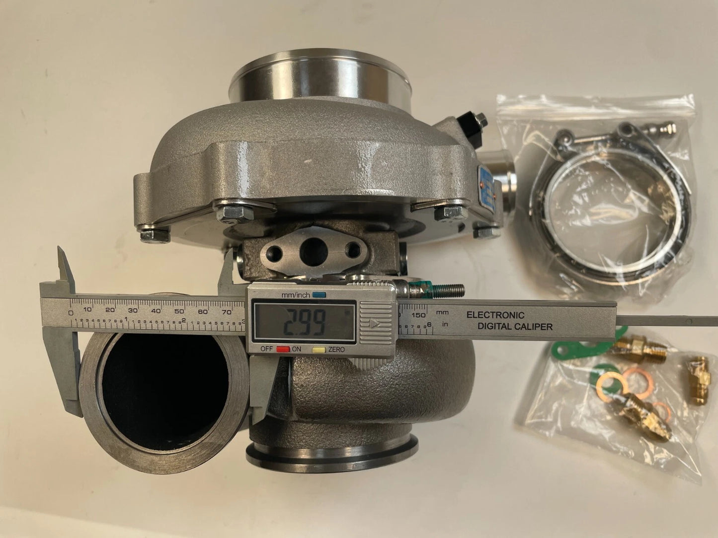 2 x V-Band 1.21 A/R Ball Bearing Turbocharger for GT35 G35 ( Specified)
