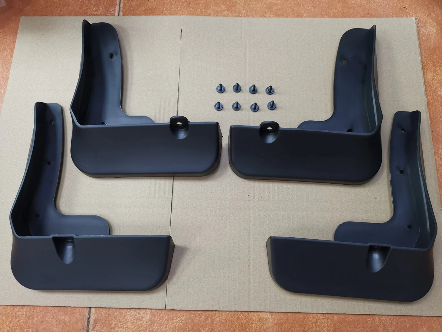 Fender Mud Flaps for 2012-2014 Toyota Camry SE Sedan 4DR (2012-2014)
