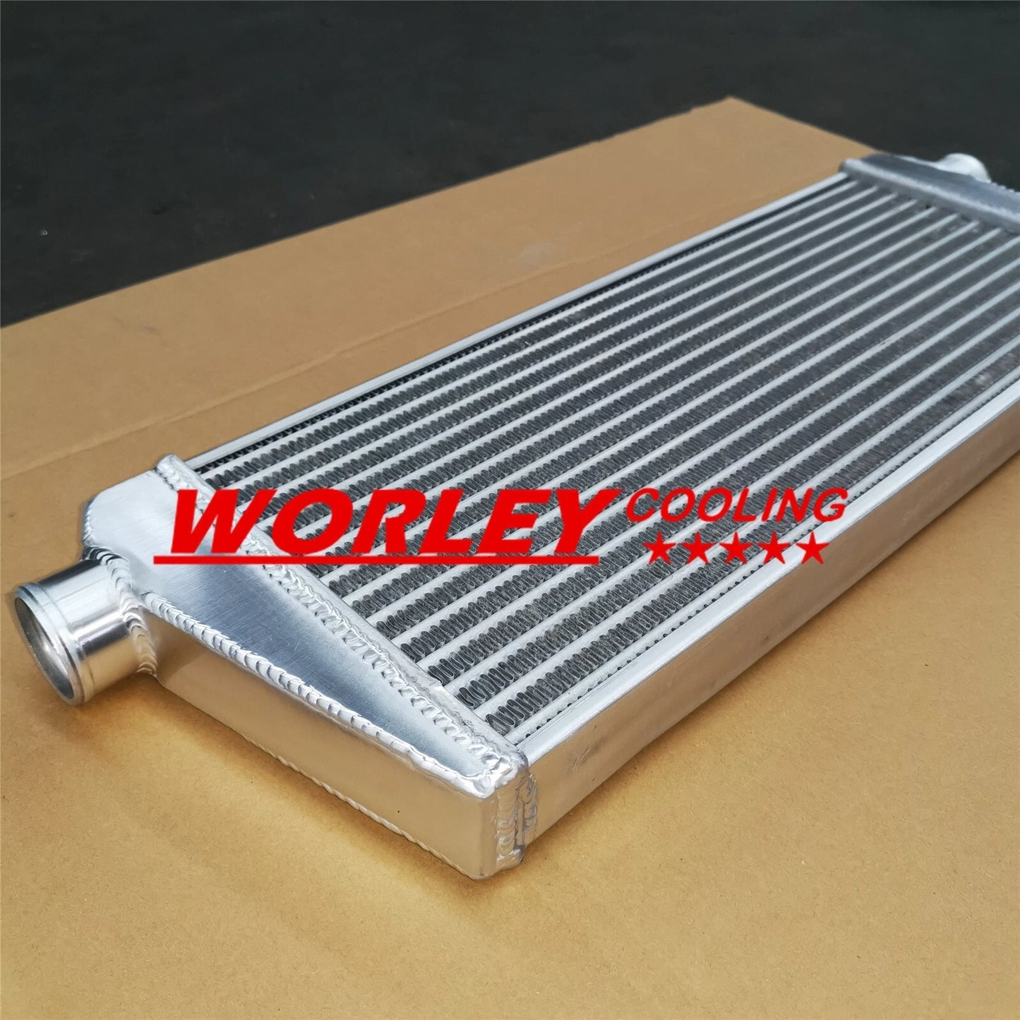 550 x 230 x 40mm FMIC Aluminum Intercooler for QLD