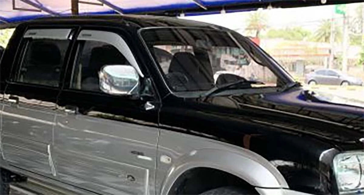 Manual Mirror for Mitsubishi L200 Triton (1996-2004)