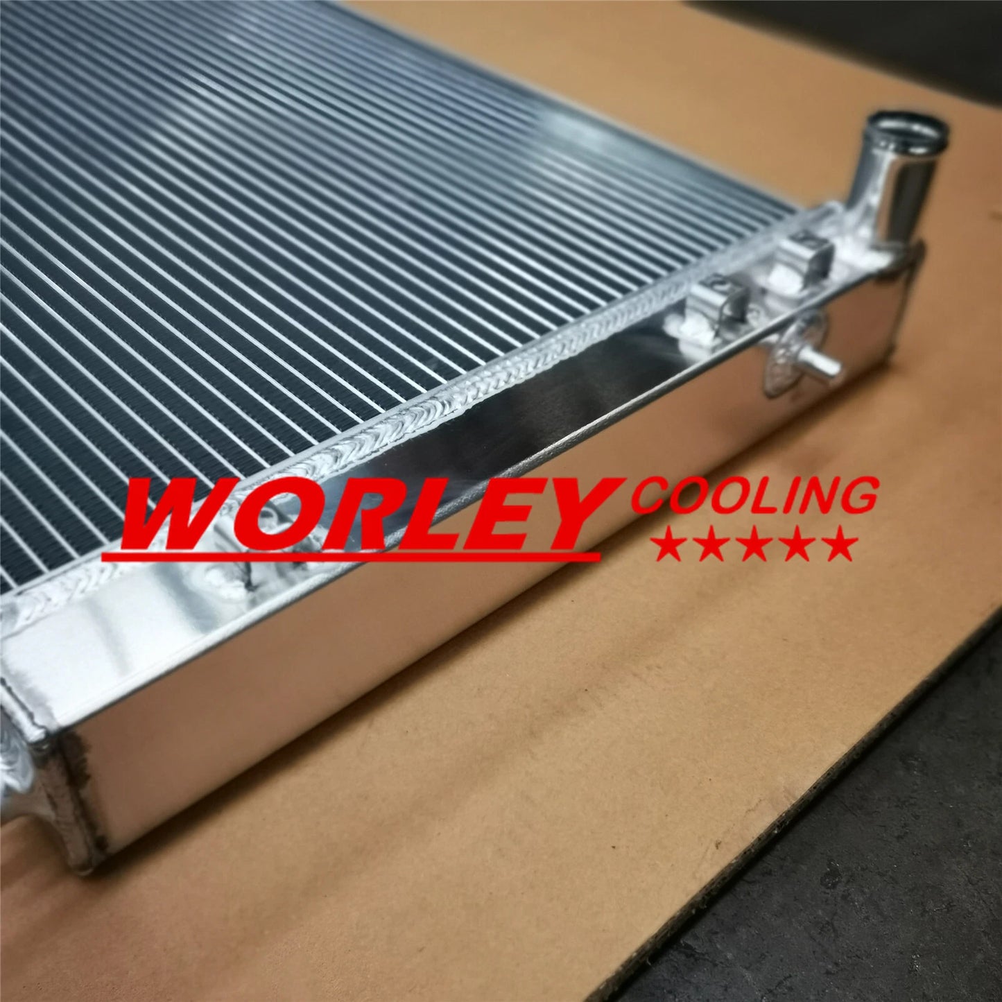 44mm 3 Row Aluminum Radiator for Holden Commodore VN-VS V6 3.8L (1988-1997)