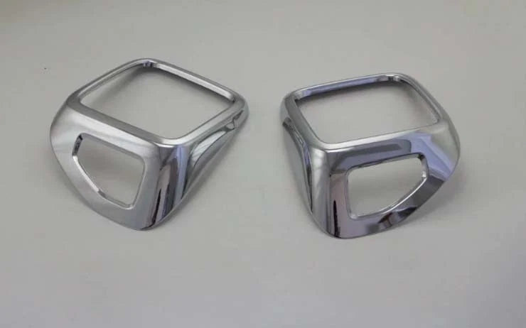 Chrome Rear Light Cover Trim for 2015-2018 Jeep Renegade (2015-2018)