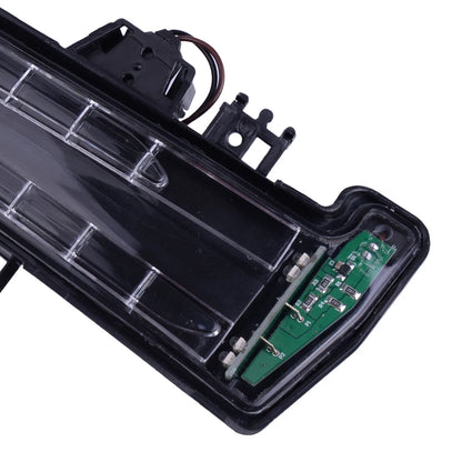 Right Mirror Turn Signal Light for Mercedes Benz C300 C350 C63 AMG (2008-2015)