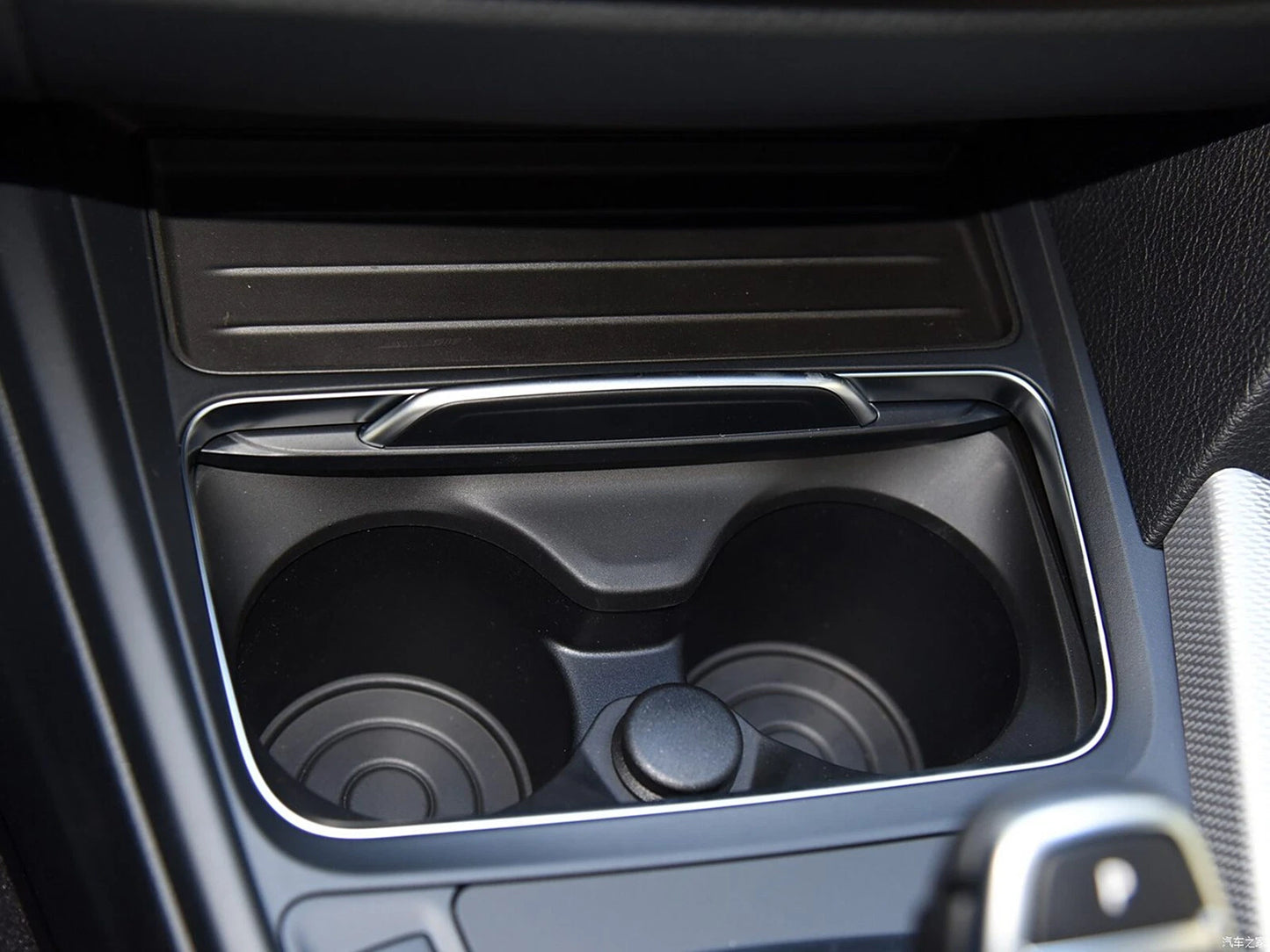 Cup Holder Kit for BMW F30 F31 F34 F35 F80 M3 (2013-2019)
