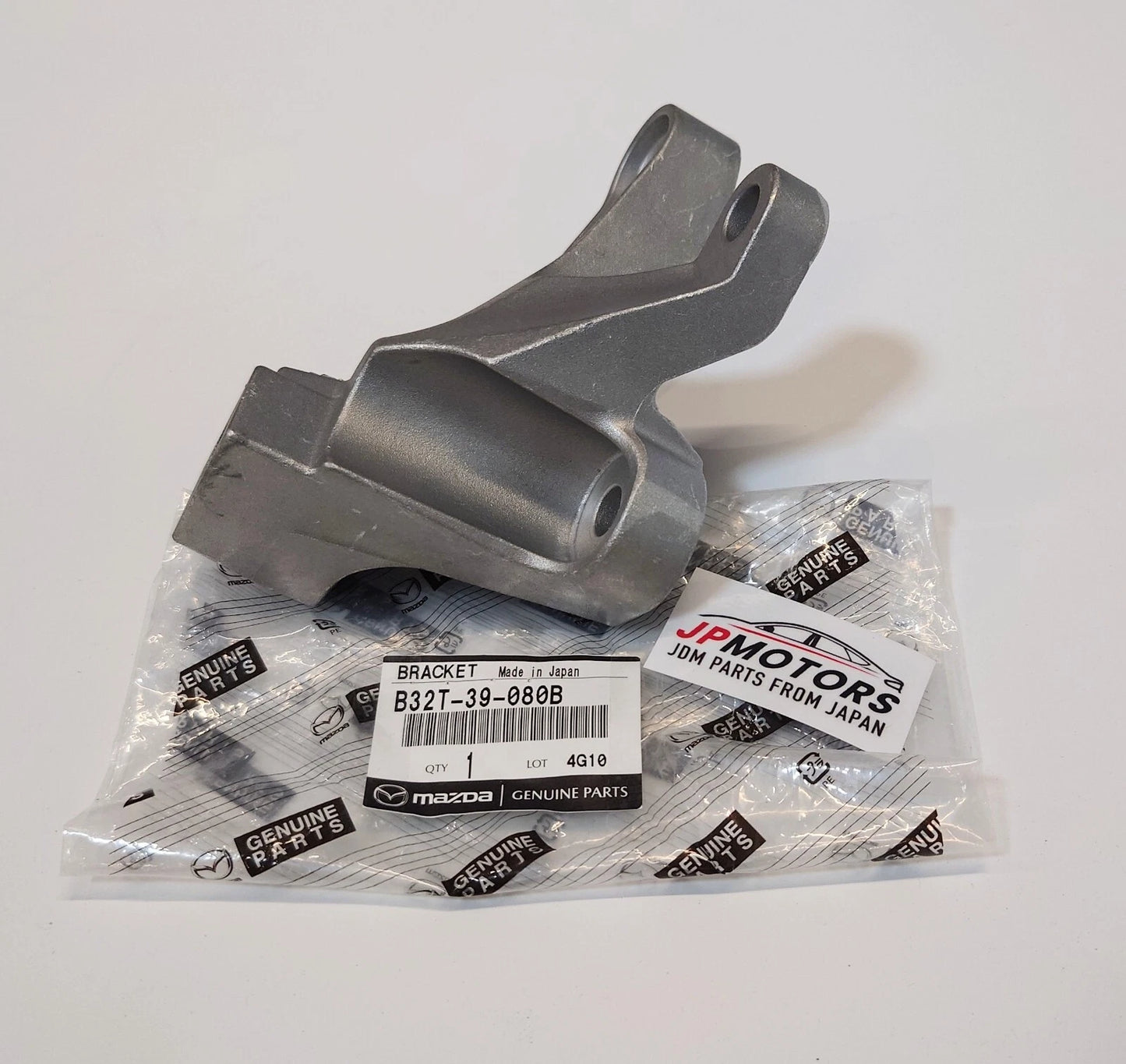 Eng Side Mount Bracket for MAZDA3 (2004–2009)