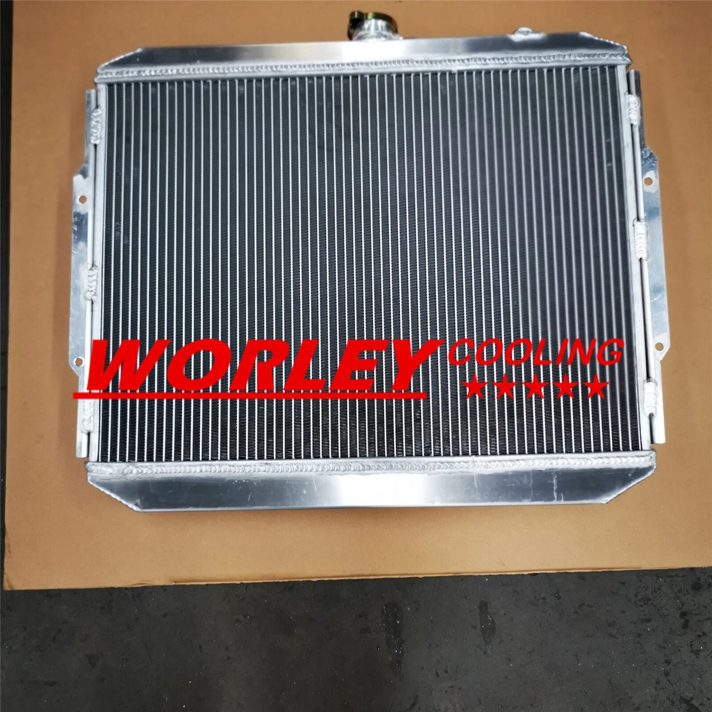 3ROW Aluminum Radiator for Mitsubishi Montero/Shogun II V23W/V43W (90-00)