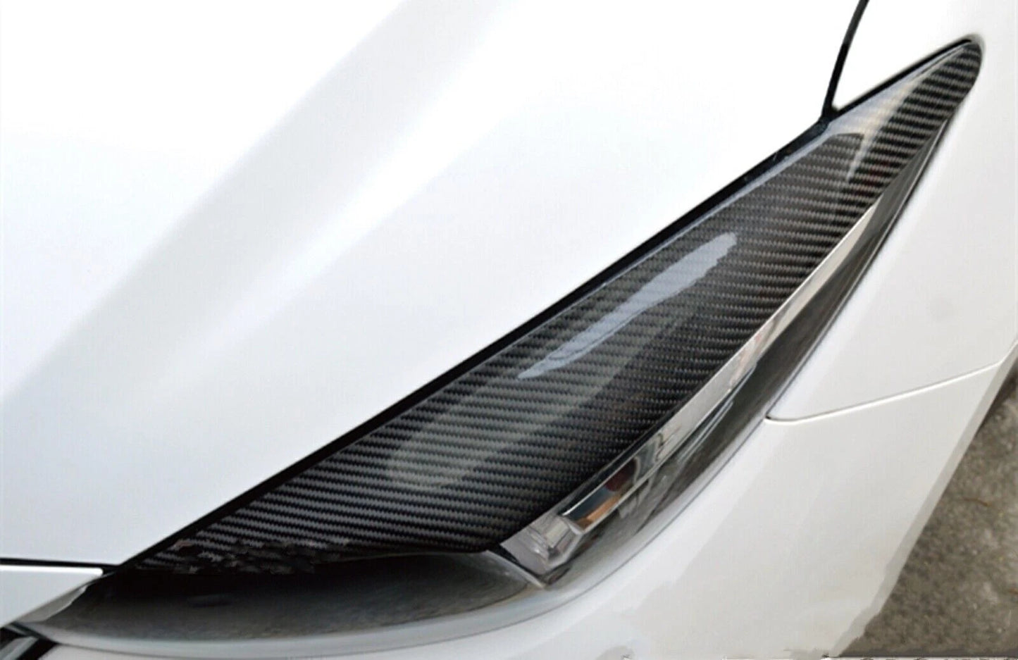 2 x Carbon Fiber Headlight Eyelid Covers for Mazda 3 AXELA (2017-2019)