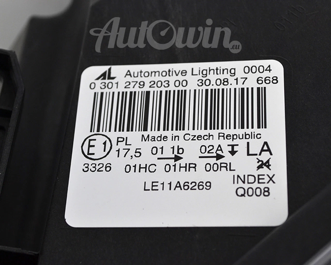 Halogen Headlight Left Side for Mercedes Benz CLA Class C117 (2013-2019)