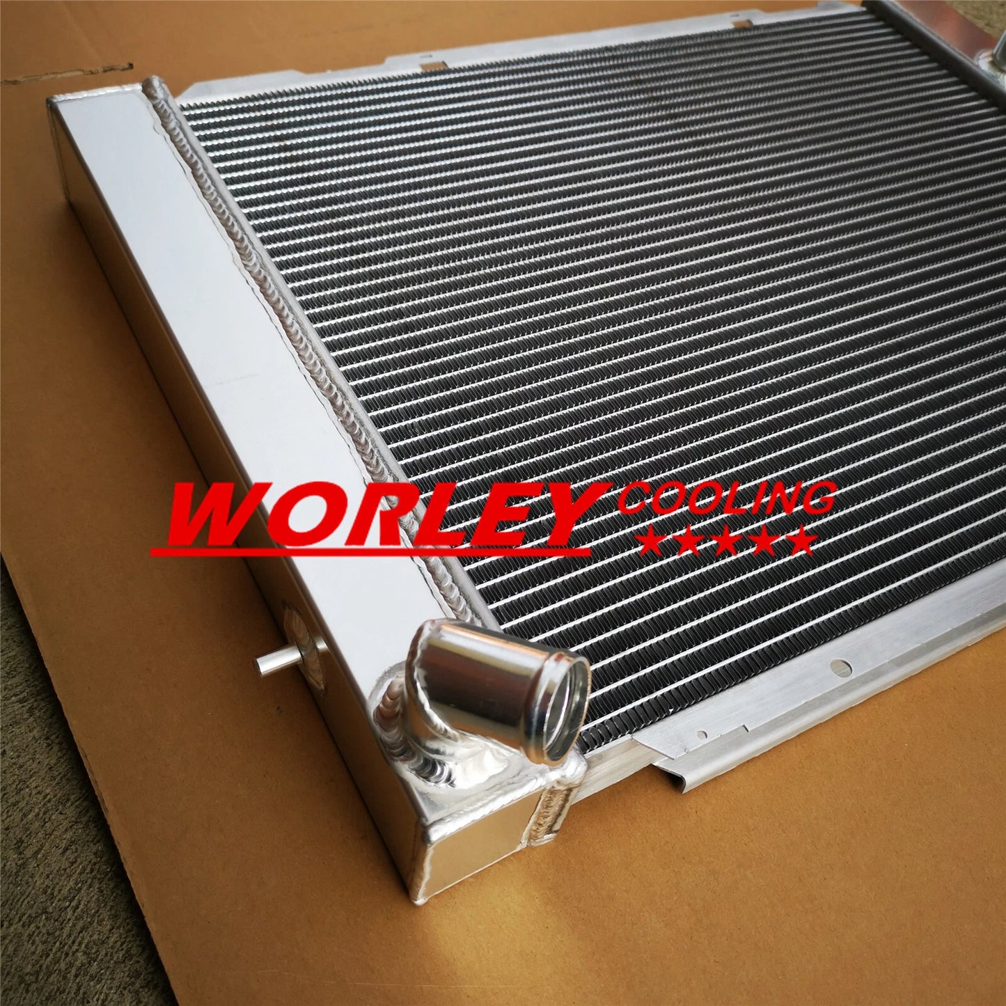 44mm Radiator for Holden Commodore VB VC VH VK 4.2L 5.0L V8 (78-86)