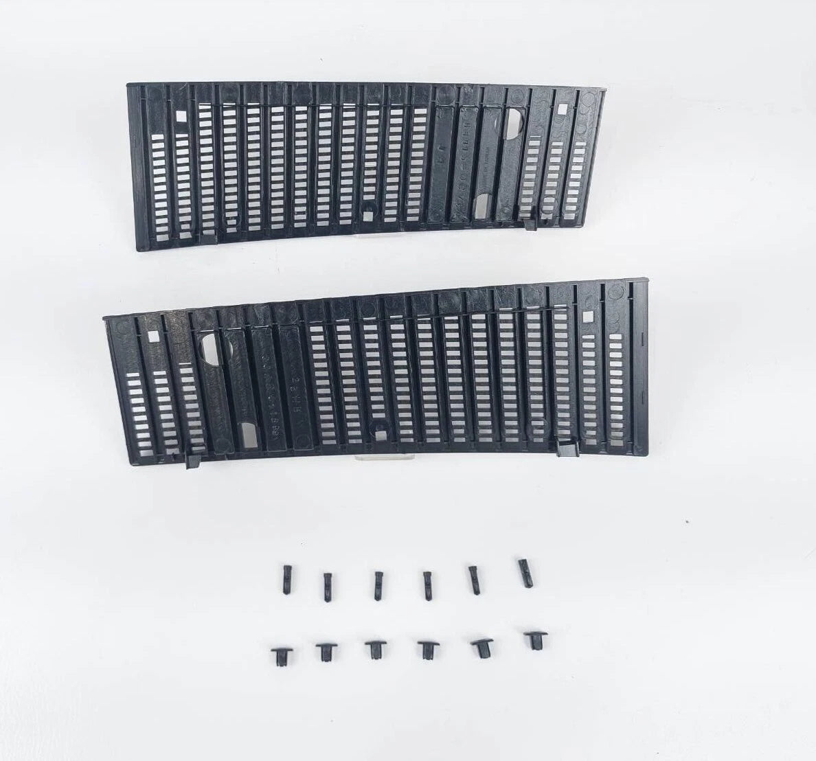 Hood Cowl Top Grille for Nissan Pickup 720 D21 Navara Hardbody (1986-1997)
