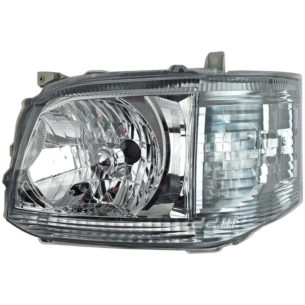 Headlight Lamps 2 x For Toyota Hiace KDH200 KDH202 TRH203 (2010-2013)