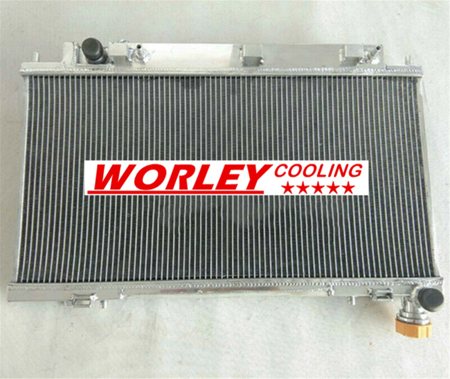 3-Row Radiator for Holden Commodore VE V8 6.0/6.2L HSV ClubSport SS (06-12)