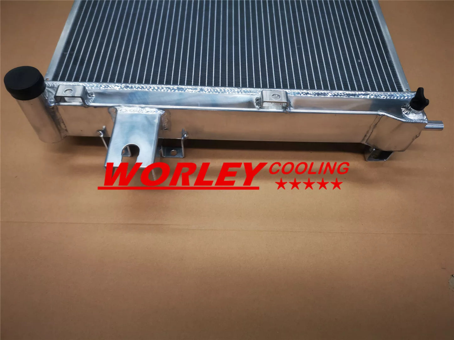 Radiator & Fan for Jeep Commander, Grand Cherokee 2005-2010 V6/V8