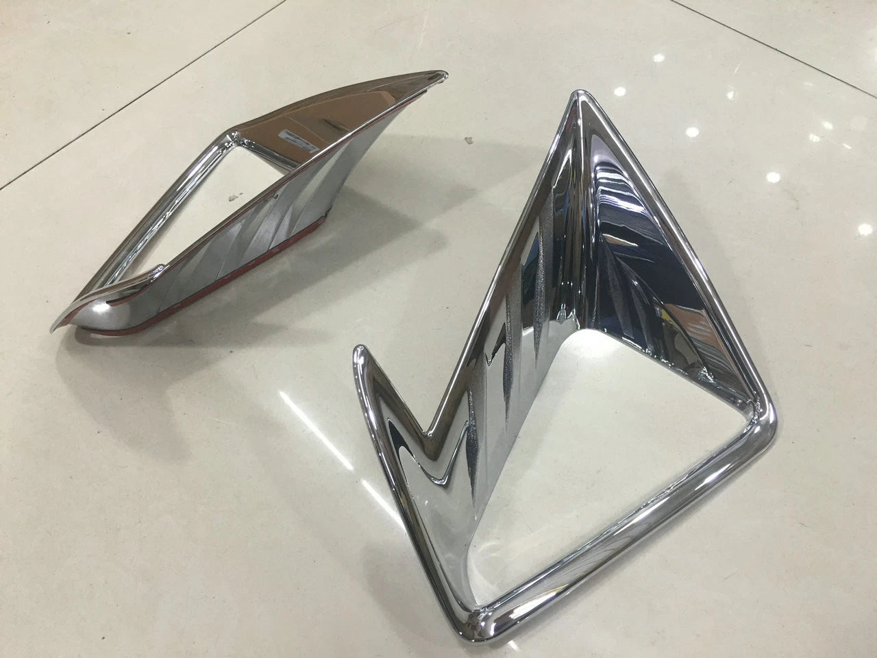 ABS Chrome Front Fog Light Cover Trim for Toyota RAV4 (2016-2016)