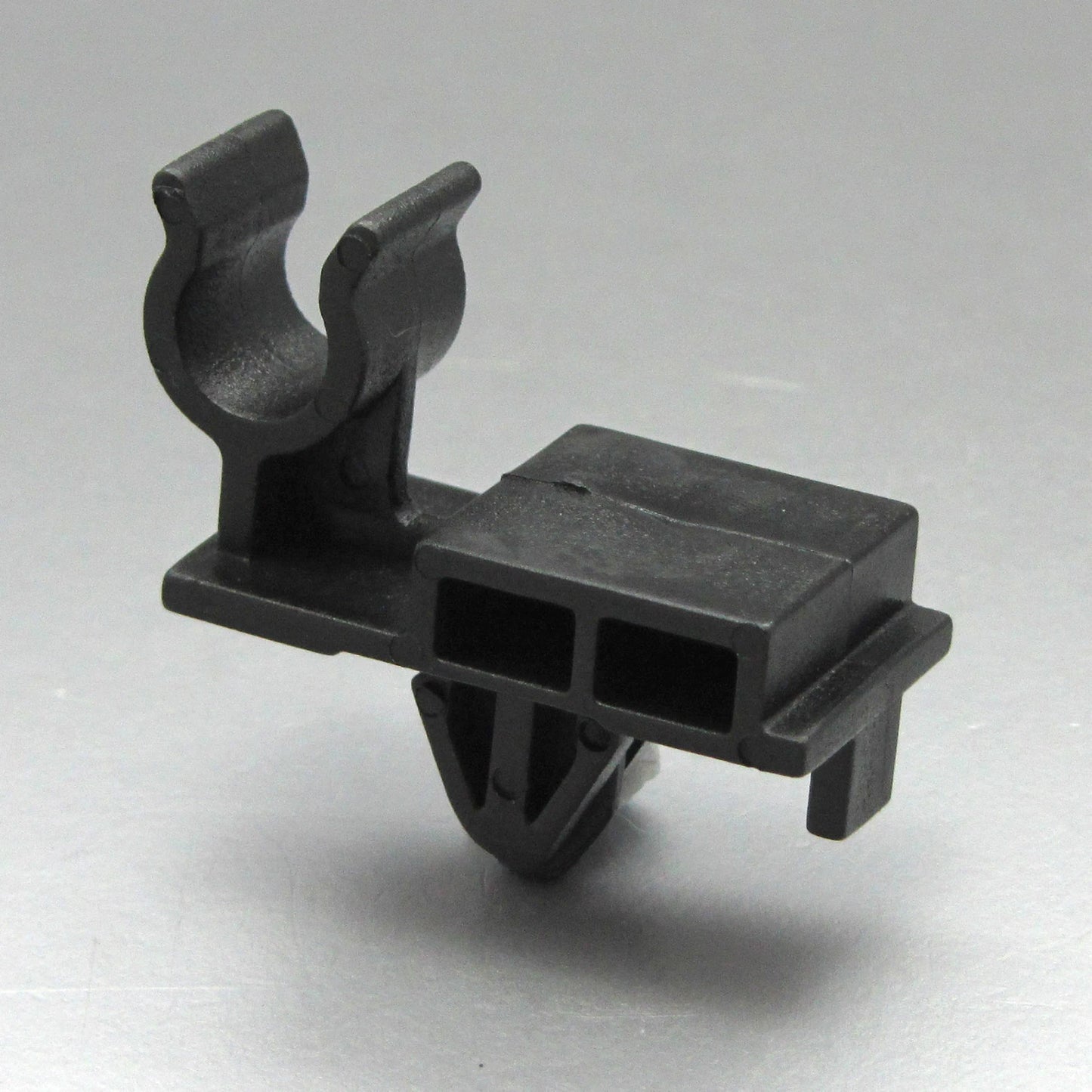 Hood Bonnet Prop Rod Support Clamp Clip for Isuzu D-Max Holden Colorado (2008-2012)