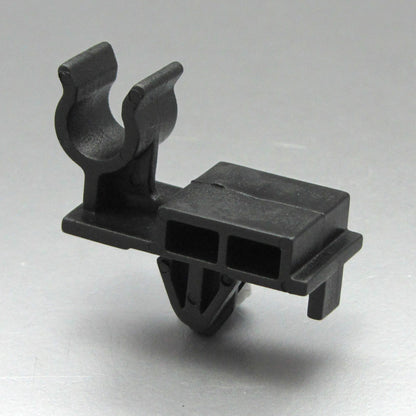 Hood Bonnet Prop Rod Support Clamp Clip for Isuzu D-Max Holden Colorado (2008-2012)