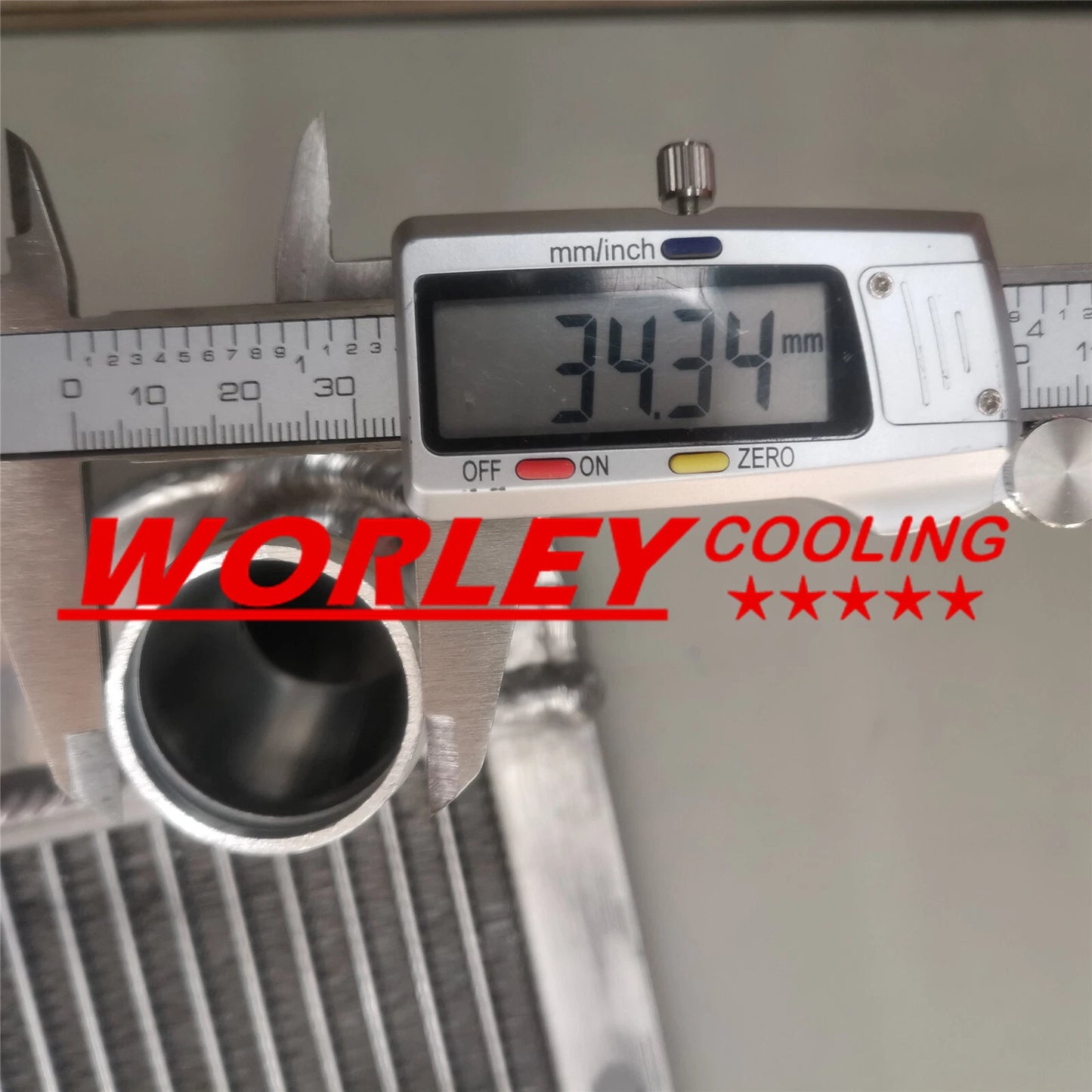 3 Row Radiator & Fans for Chevrolet Corvette C3 305/350 V8 (1977-1982)