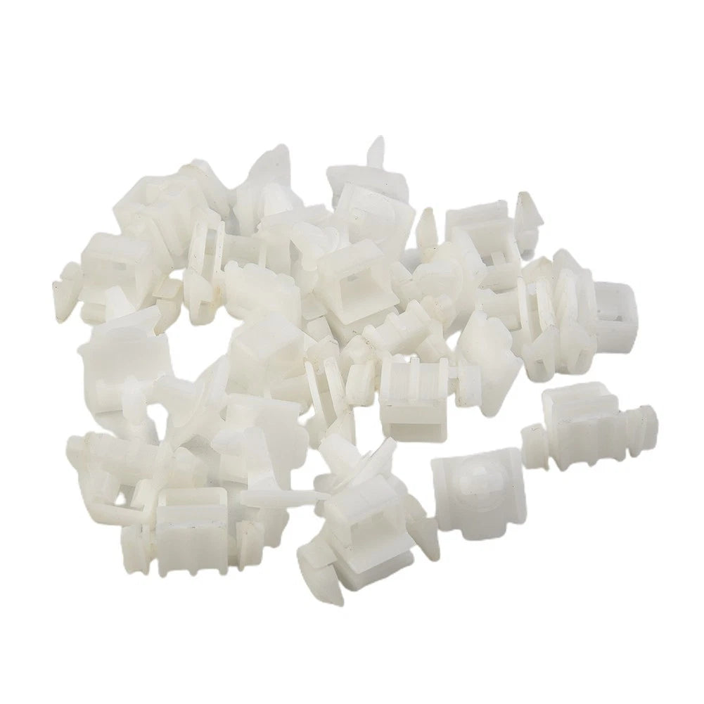 30x Brackets Clips Planking for Mercedes Sacco 190 W201 W124 A124 (1977–1995)