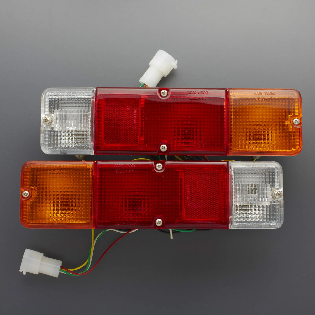 Tail Light Pair for Suzuki Sierra SJ413 SJ410 Jimny Samurai Holden Drover