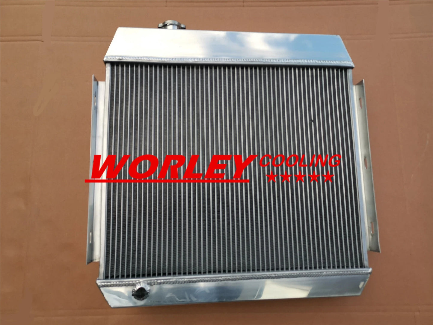 3 Row Aluminum Radiator & Fan for Chevy Bel Air V8 (1955-1957)