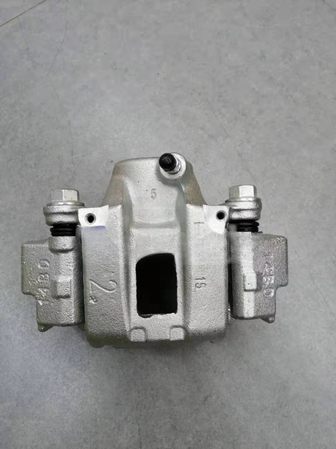 Rear Brake Calipers with Bracket for Toyota 4Runner (2007–2009)