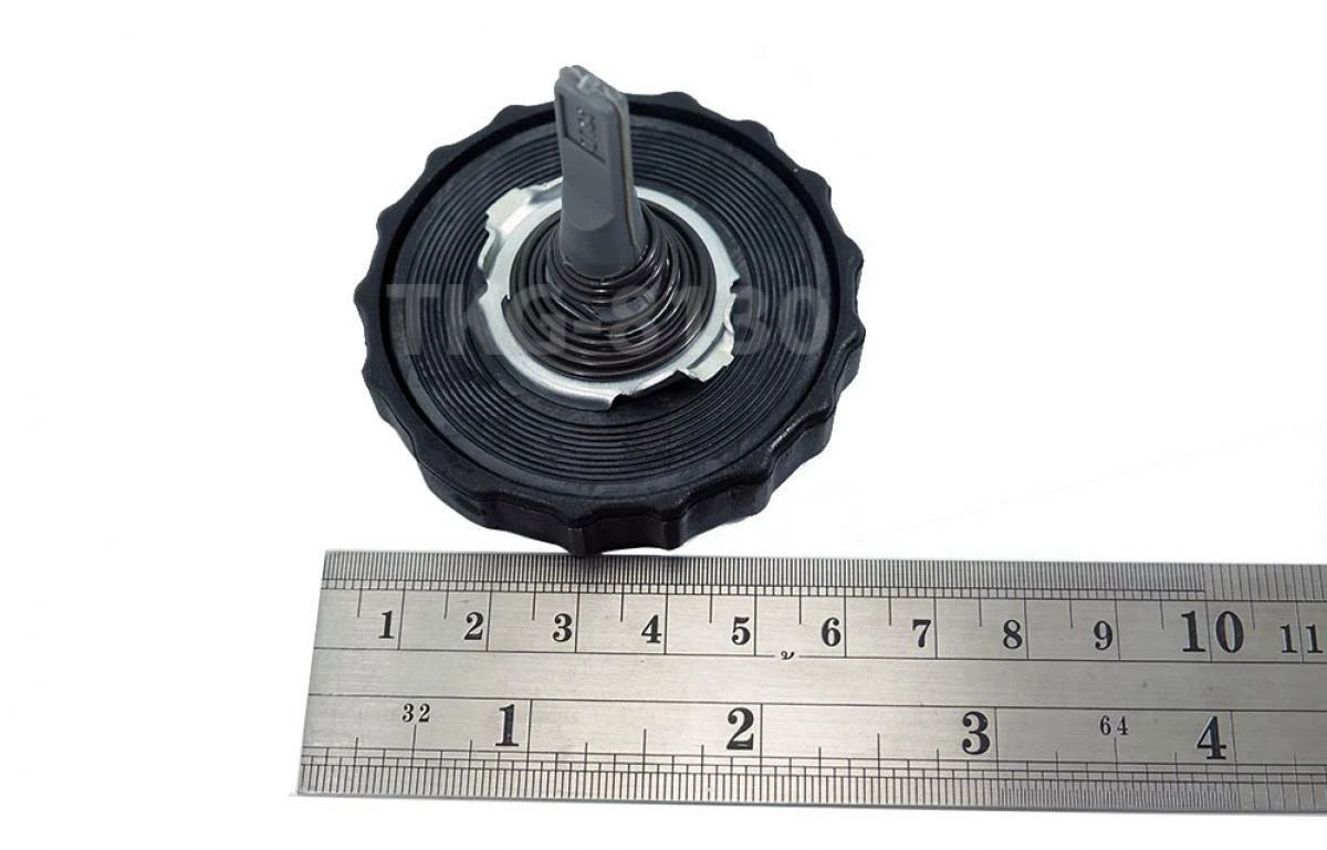 Power Steering Reservoir Cap for Toyota Hilux MK3/MK4, Corolla, Crown (1984-1997)