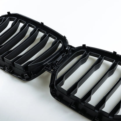 Grille for BMW X6 G06 Matte Black with Camera Hole (2019-2020)