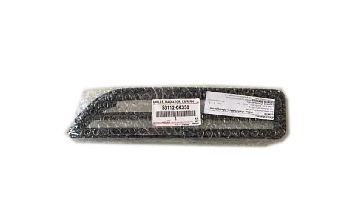 Lower Radiator Grille for Toyota Hilux 1kd(2020-2022)