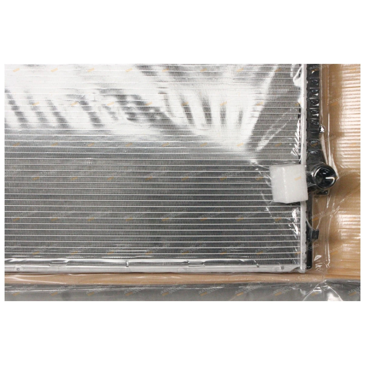 Alloy Radiator 4.4L 4.6L 4.8L V8 for BMW X5 E53 (2000-2006)