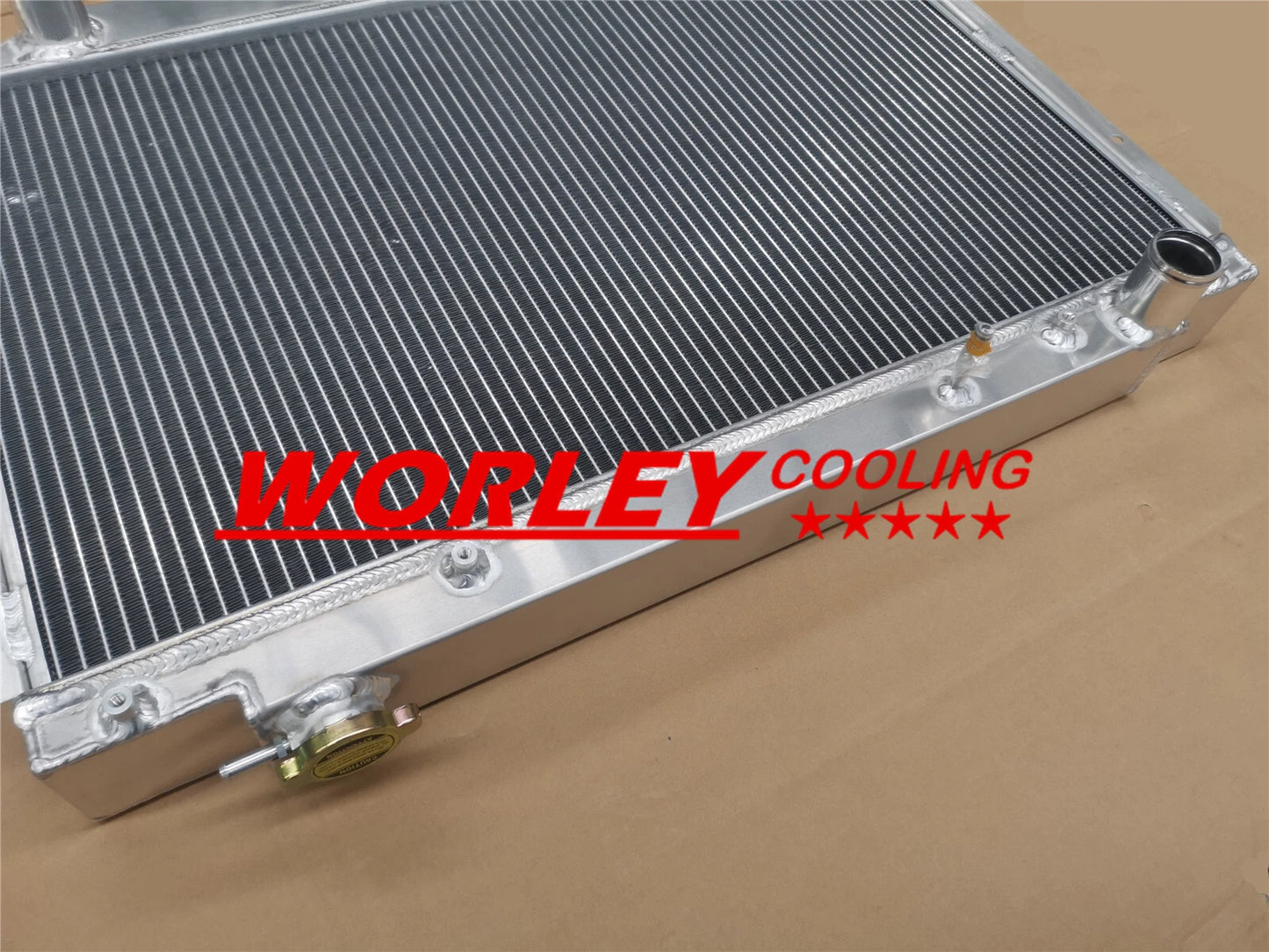 Aluminum Radiator for Landcruiser FJ80 FZJ80 4.5L 1FZ-FE (1992-1998)