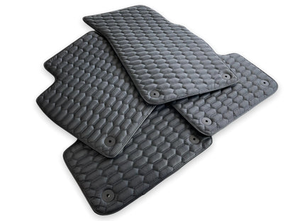 Black Leather Floor Mats for Audi Q7 (2017-2022) - Exclusive AutoWin Brand