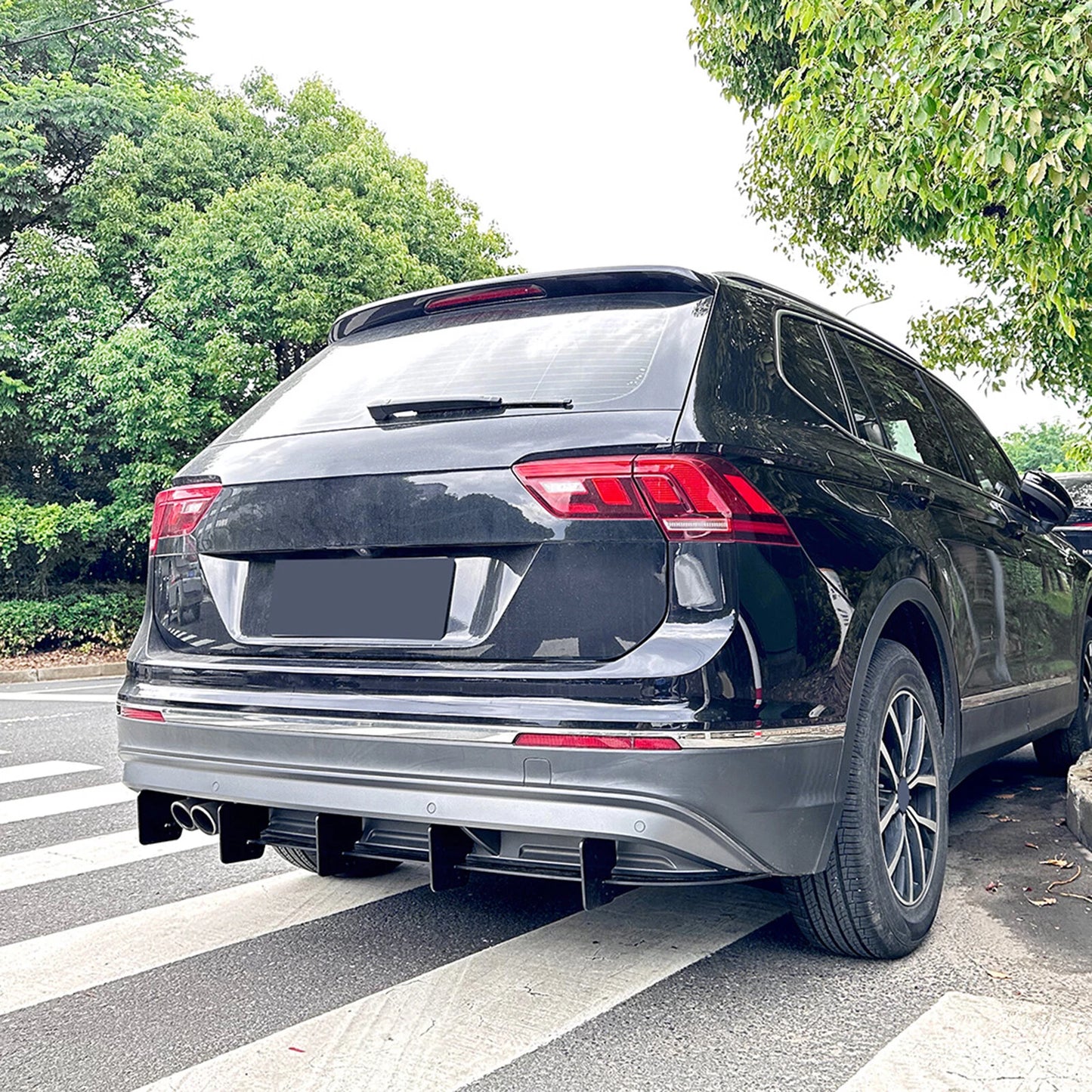 Rear Bumper Diffuser Lip Cover for VW Tiguan MK2 (2021-2023)