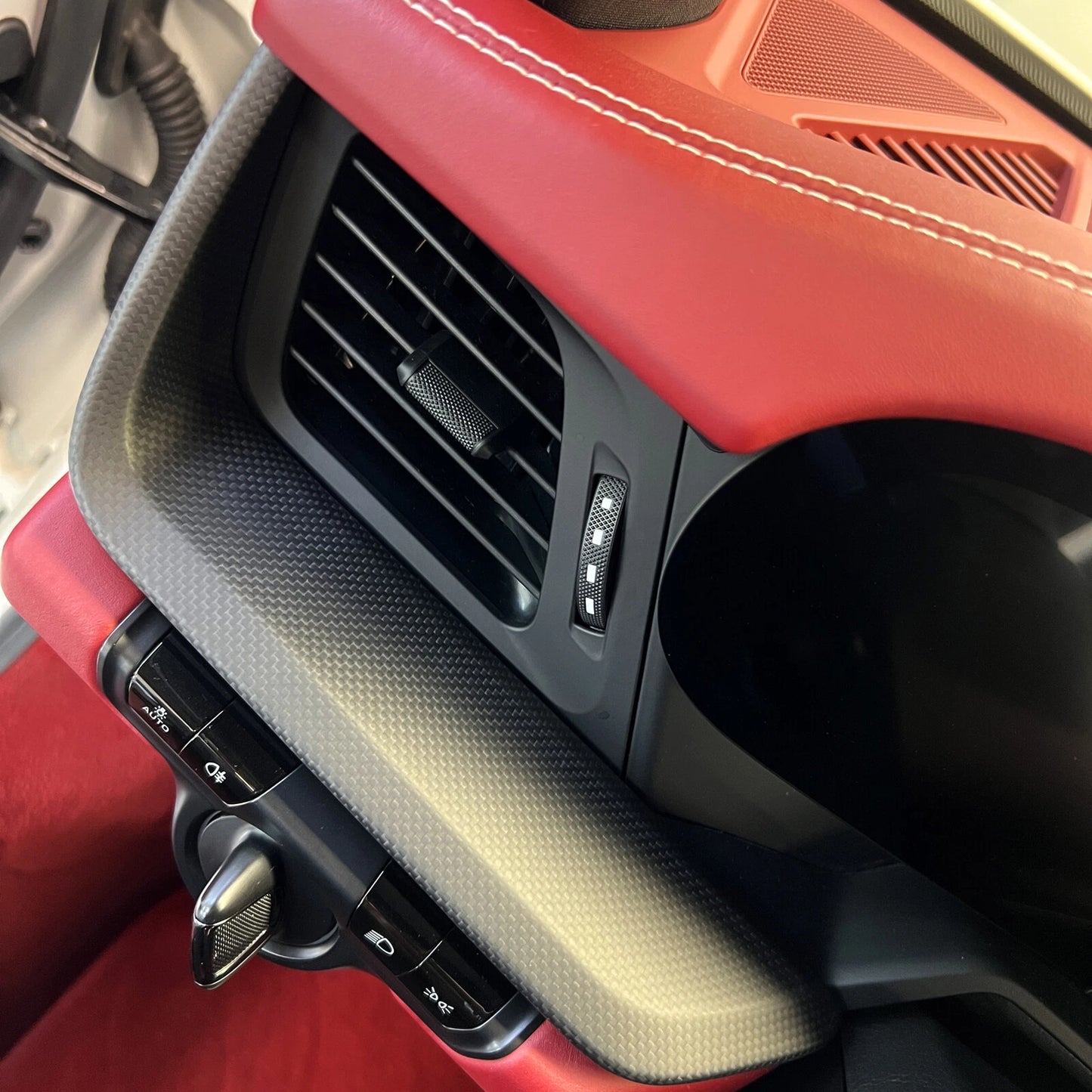 Dashboard Vent Trim Cover for Porsche 911 992 (2019-2024)