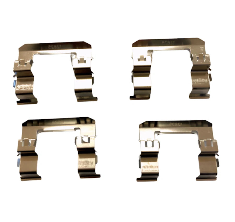 Front Brake Pad Shim Caliper Hardware Kit for Nissan Navara D22 4X4