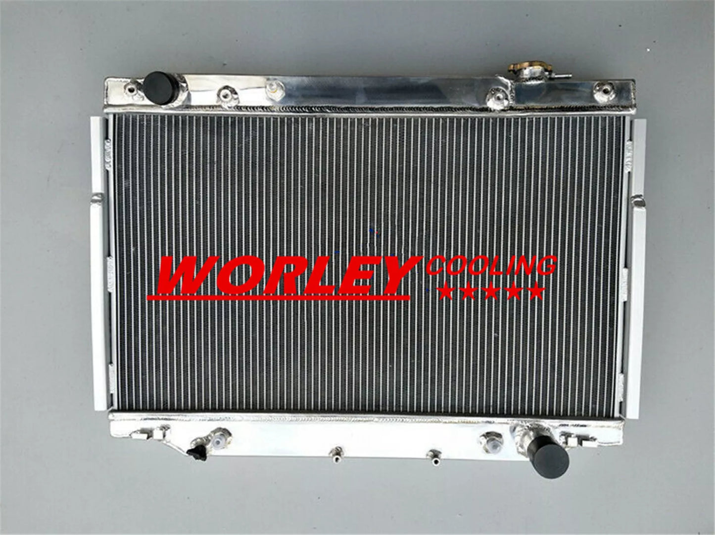 Aluminum Radiator for Land Cruiser 80 Series FZJ80 4.5 L6 (1992-1998)