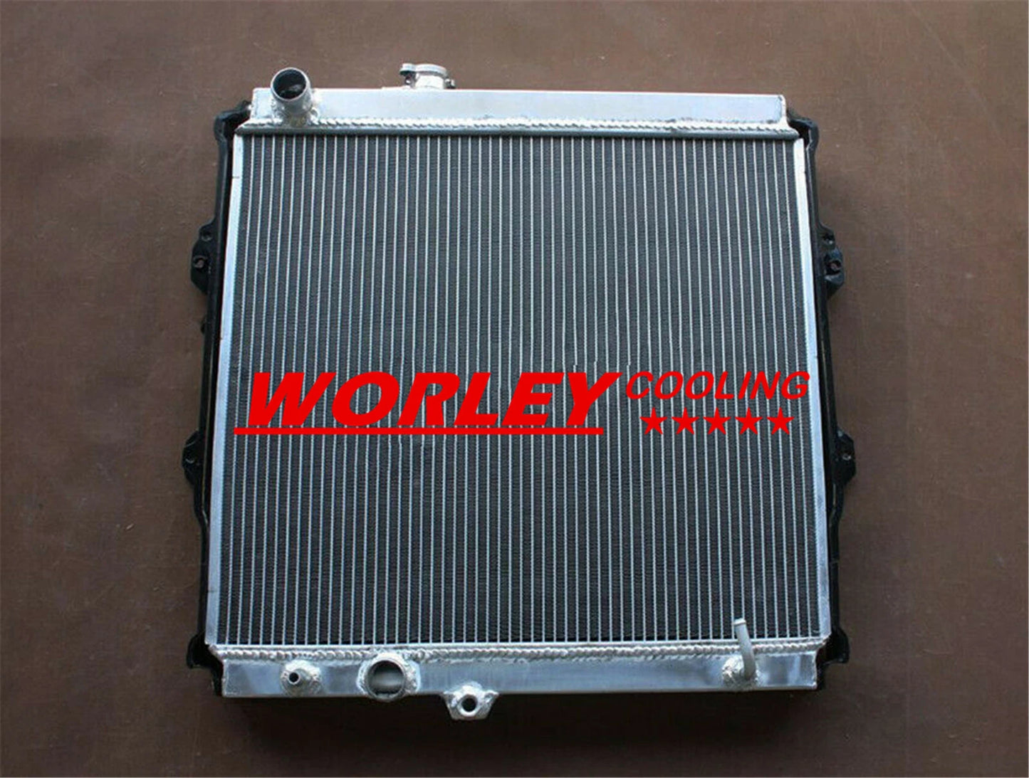3ROW Aluminum Radiator for Hilux LN147/LN167 Diesel 3.0L (1997-2005)