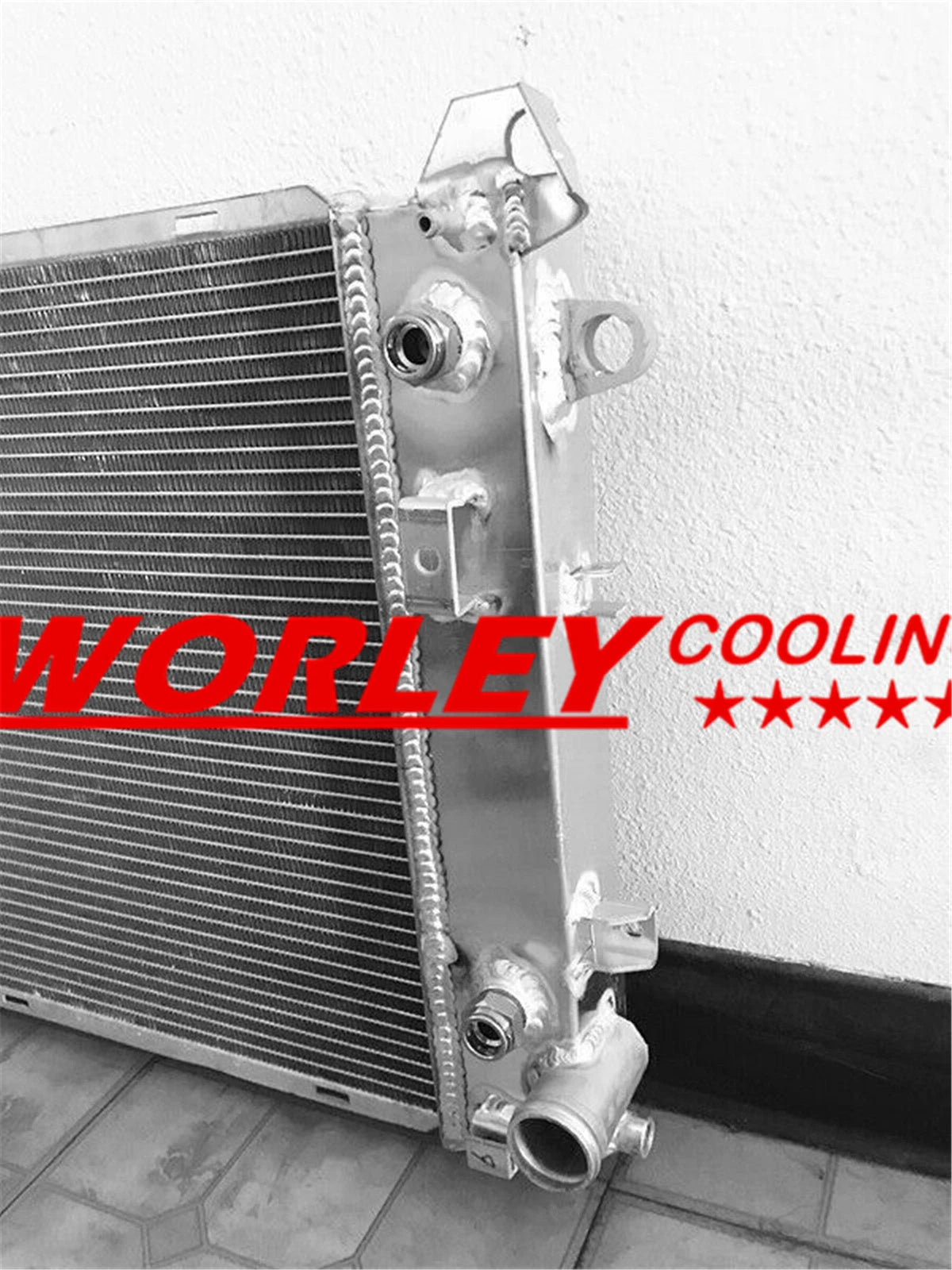 Aluminum Radiator for 2014-2016 Chevrolet Suburban 5.3L (2014-2016)