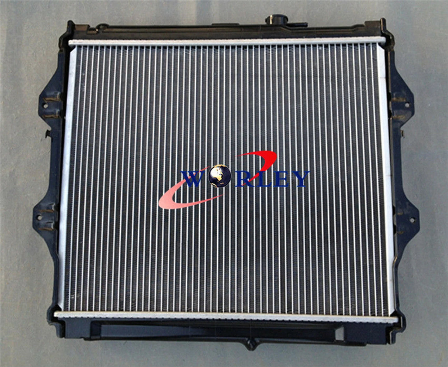 Radiator 550mm for Toyota Hilux LN147R/LN167/LN172 (1997-2005)