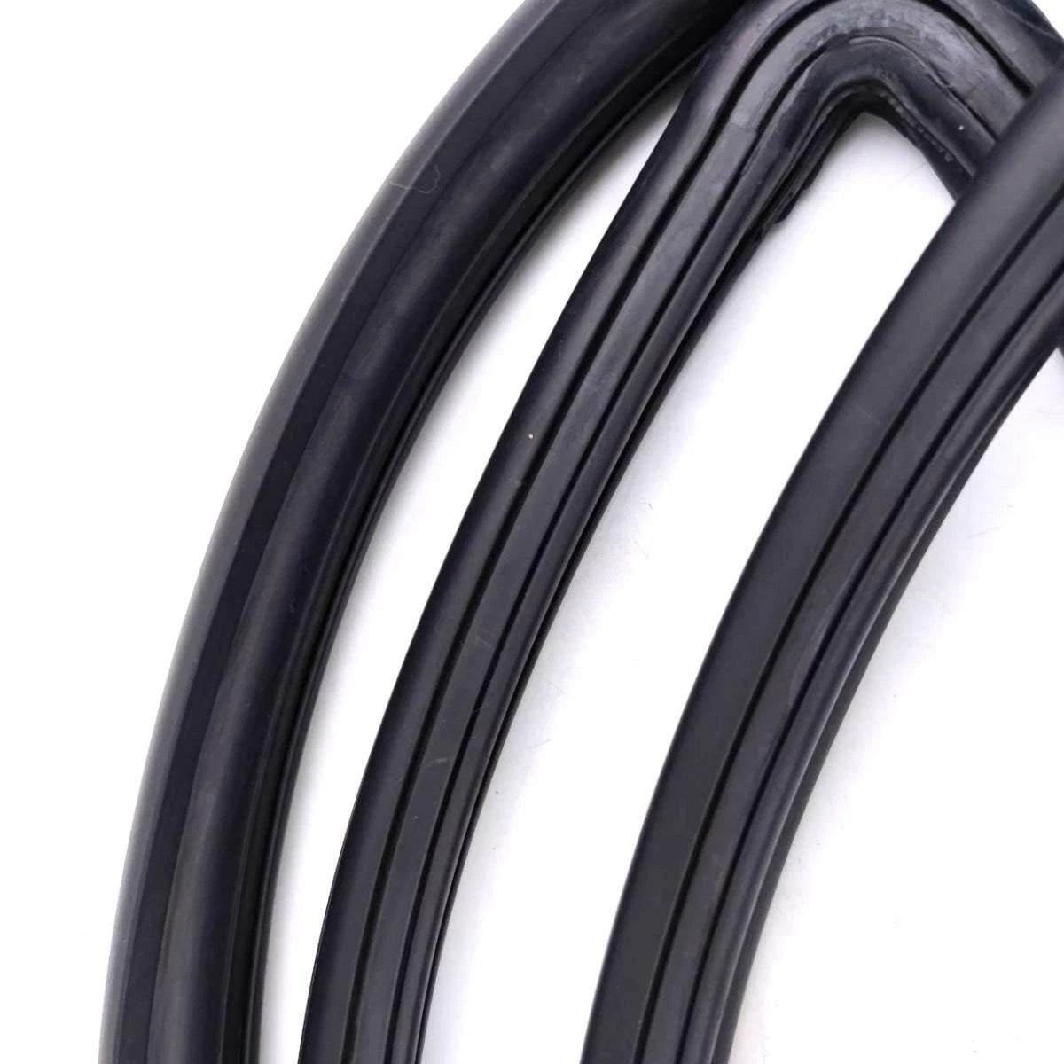 Windshield Rubber Rear w Moulding Hole Fits Nissan Sentra Sunny B11 4D 1981-85