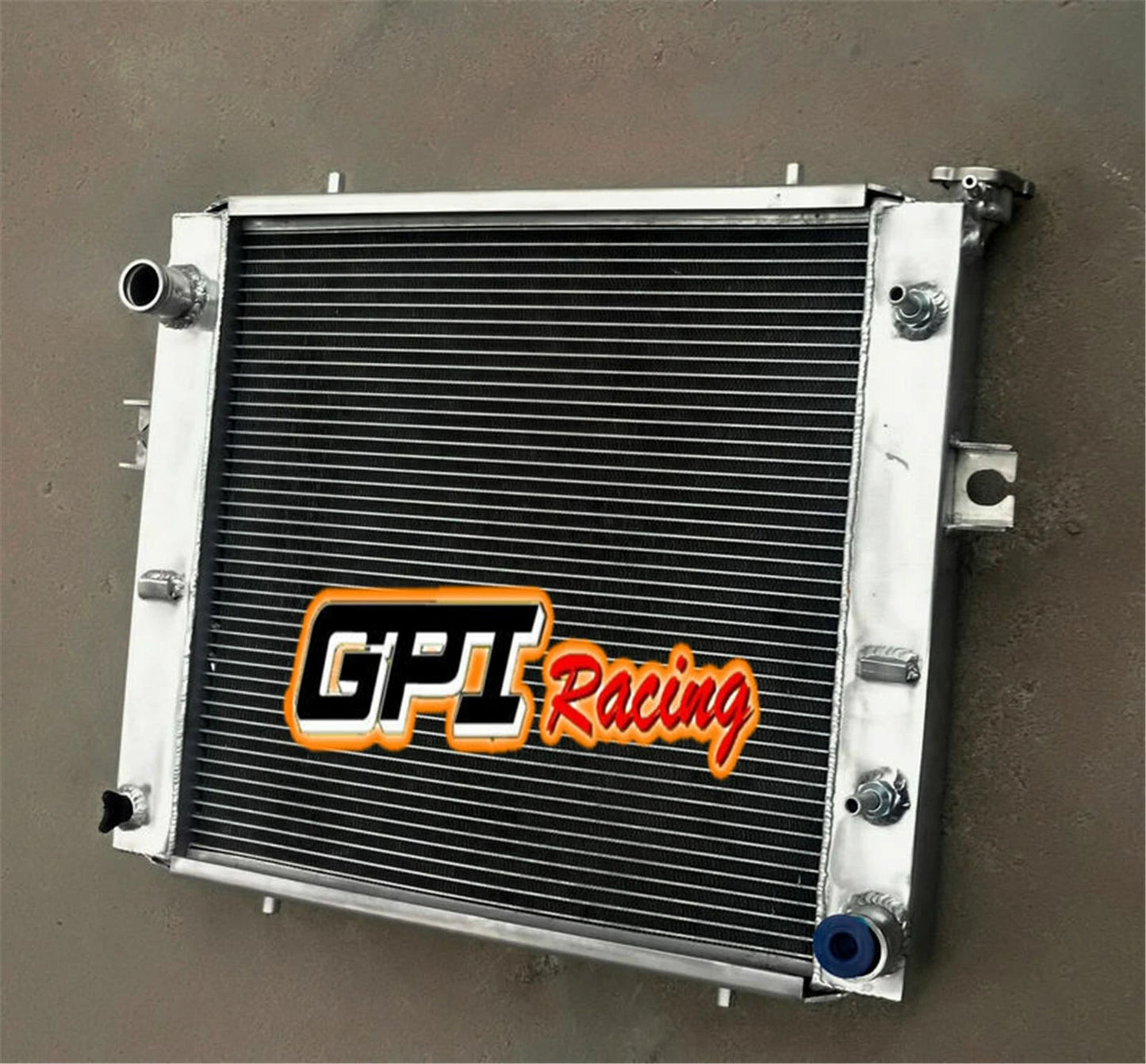2ROW Aluminum Radiator for Toyota Forklift 6FG25 7FD20-30 (2000-2023)