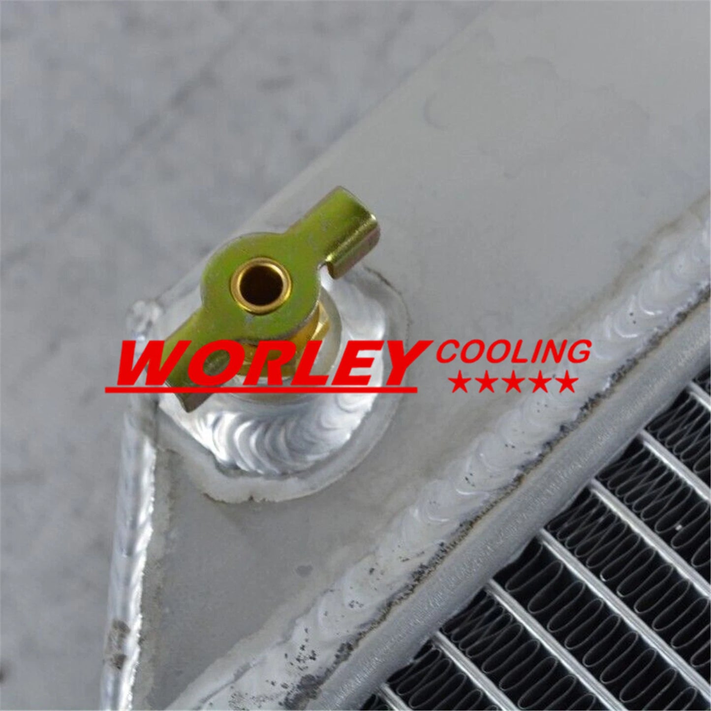 Aluminum Radiator for Isuzu NPR400 NPR300 NQR300 4.8L (1999-2019)