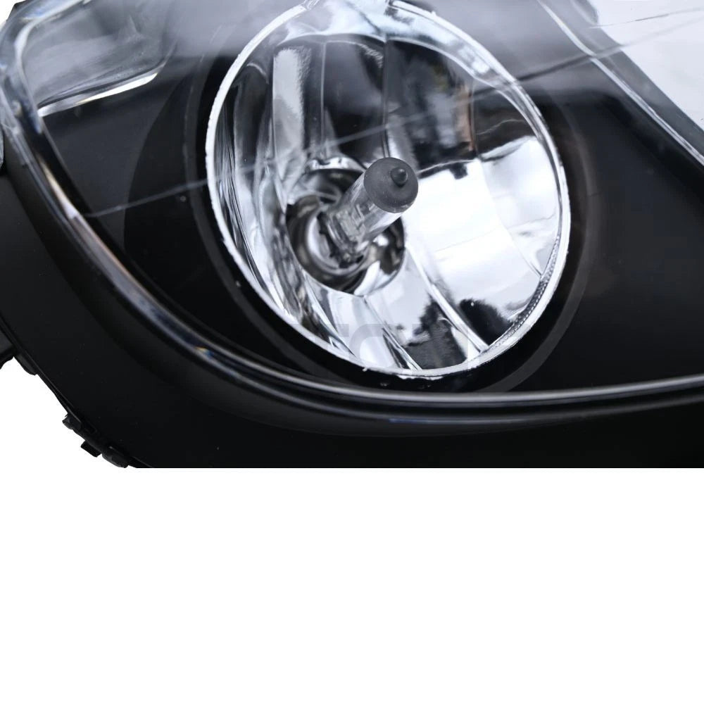2 x Front Bumper Clear Fog Lights Lamps for BMW E90–E91 (2009–2011)